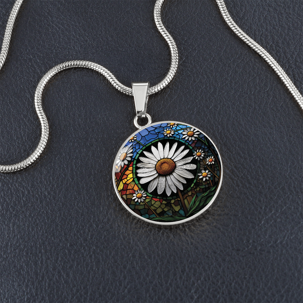 Daisy Pendant Necklace