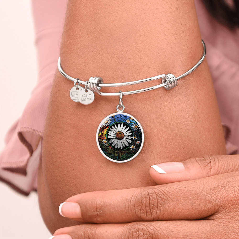 Daisy Pendant Bracelet