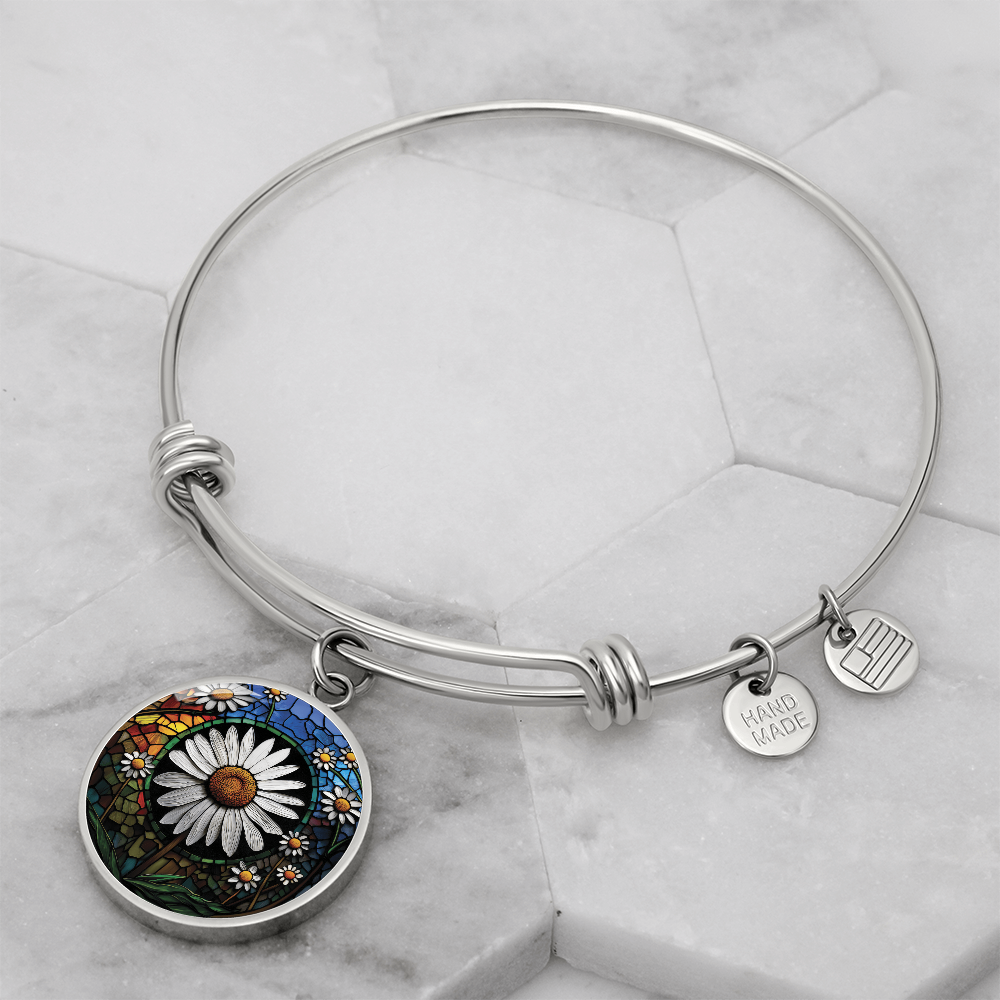 Daisy Pendant Bracelet