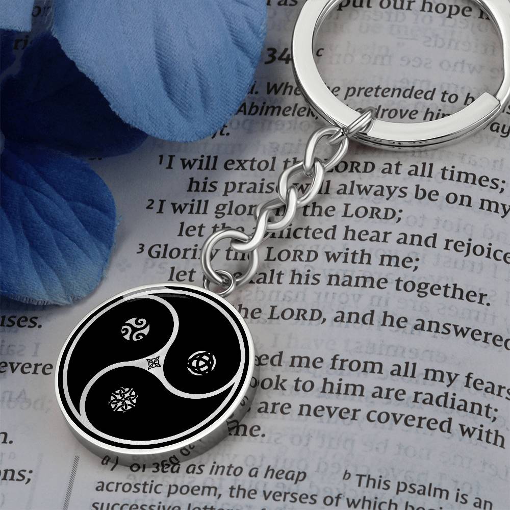 Celtic Yin Yang Keychain