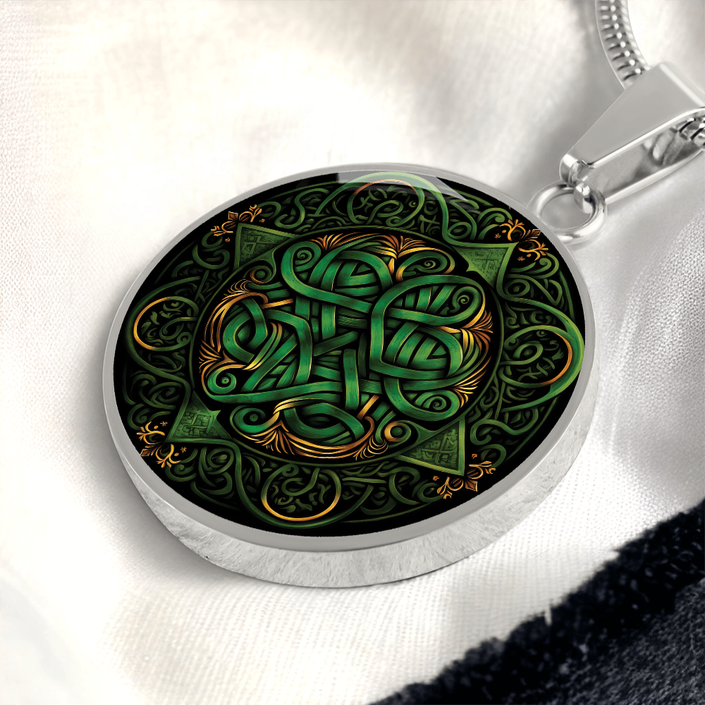 Green Celtic Knot Necklace - Romantic Pendant Jewelry