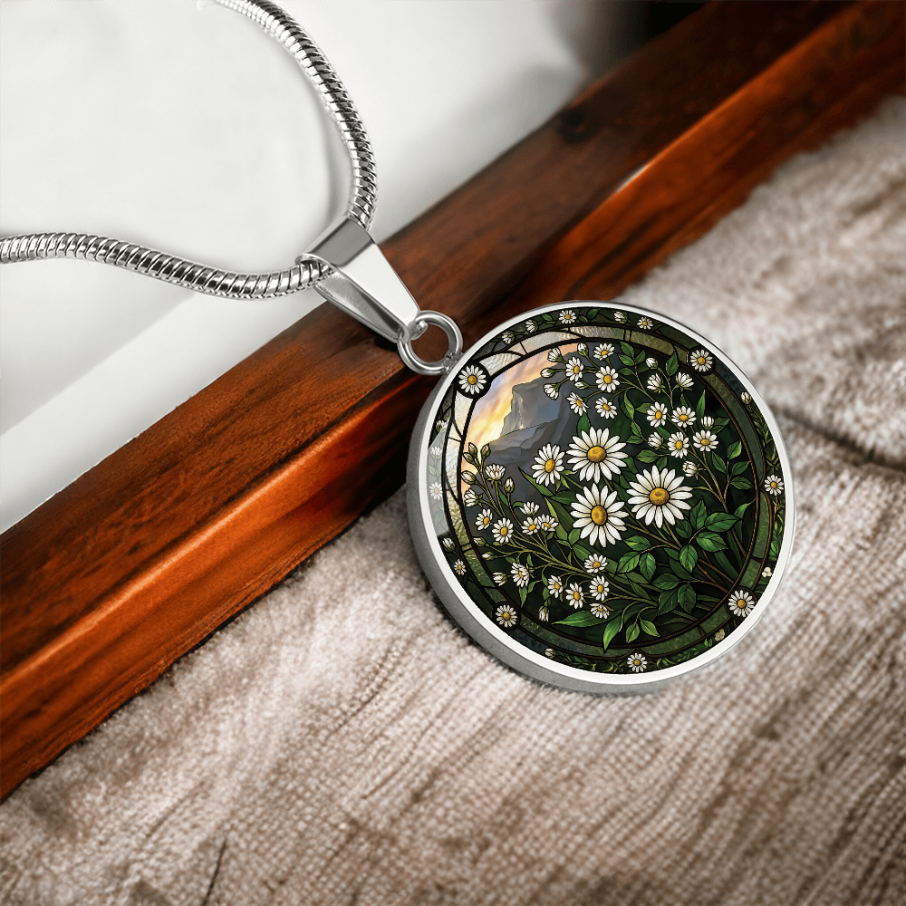 White Daisy Necklace - April Birth Flower Pendant Jewelry