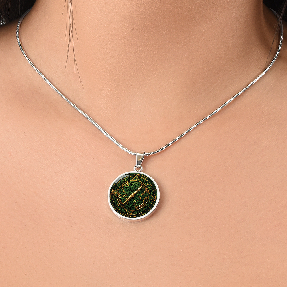 Compass Rose Necklace - Green Celtic Pendant Jewelry