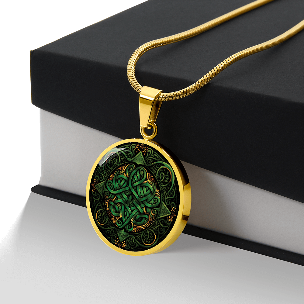Green Celtic Knot Necklace - Romantic Pendant Jewelry