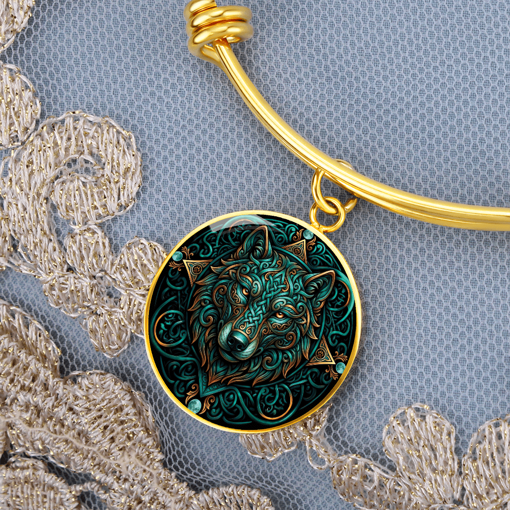 Celtic Wolf Bracelet - Symbolizing Guardianship and Protection