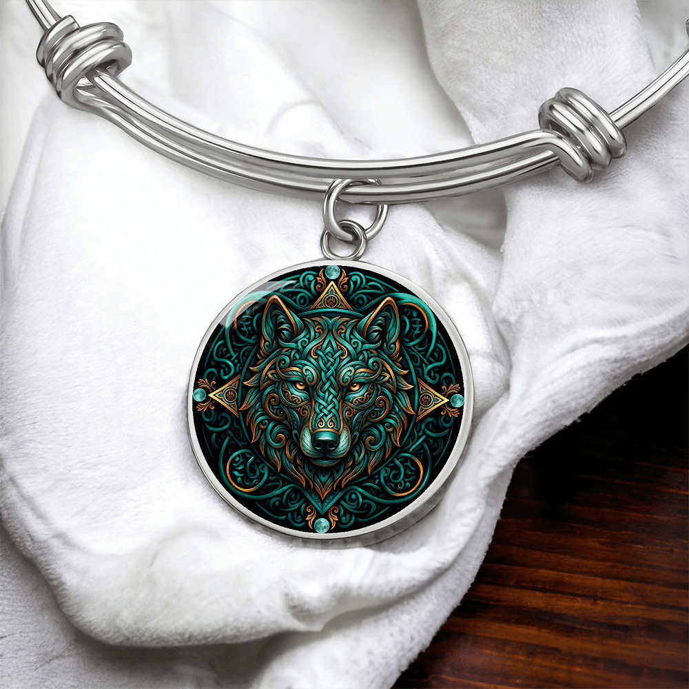 Celtic Wolf Bracelet - Symbolizing Guardianship and Protection
