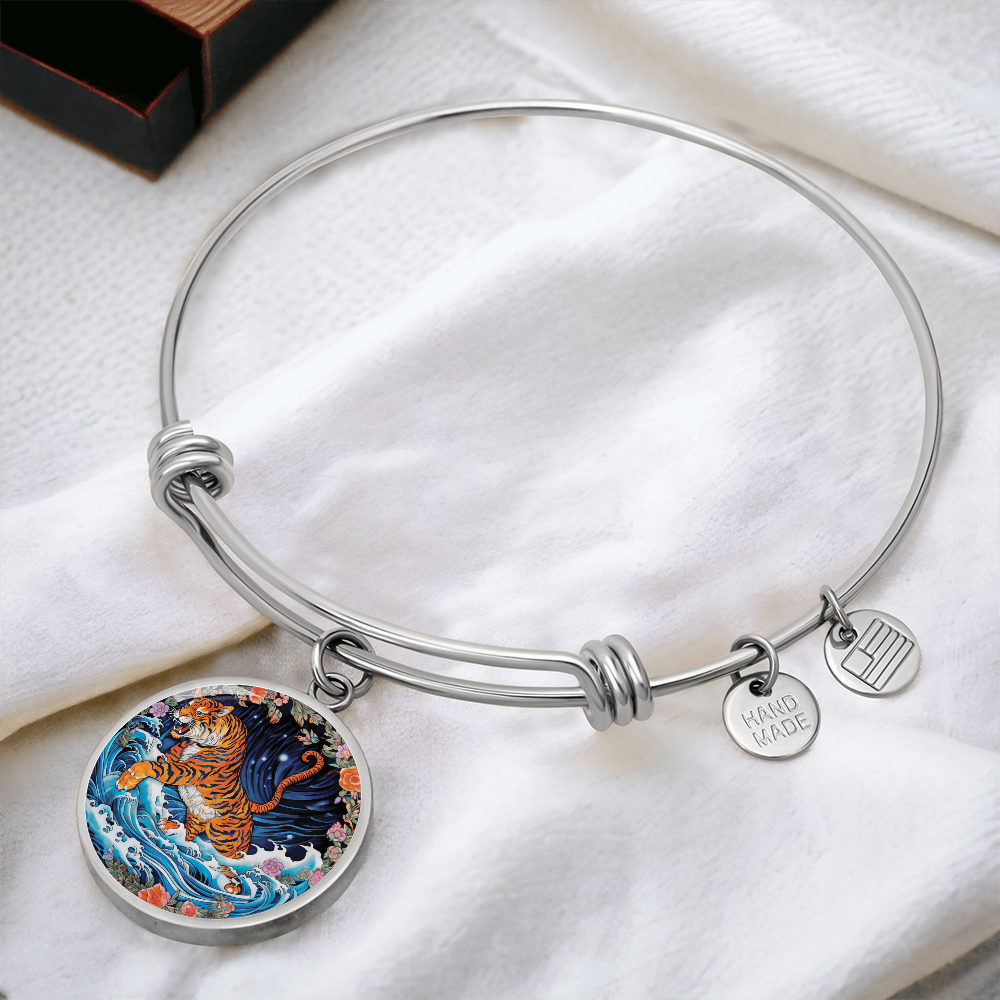 Year of the Tiger Bracelet - Chinese Zodiac Animal Pendant Jewelry