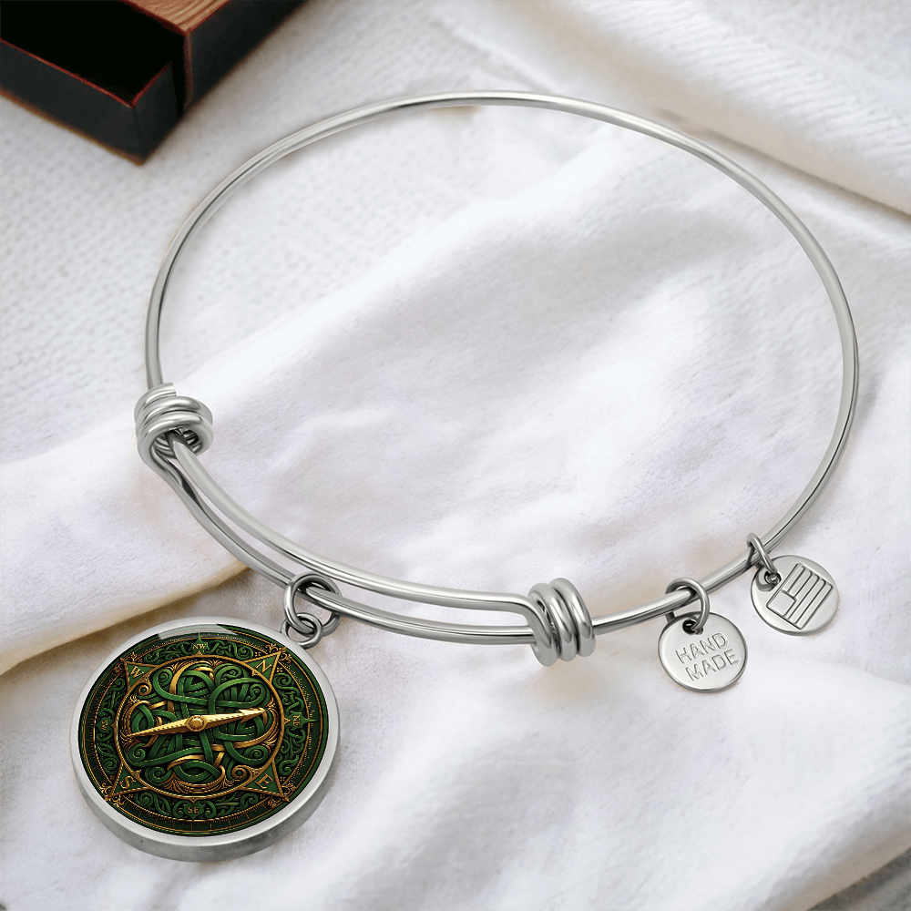 Celtic Compass Rose Bracelet - Green Celtic Pendant Jewelry
