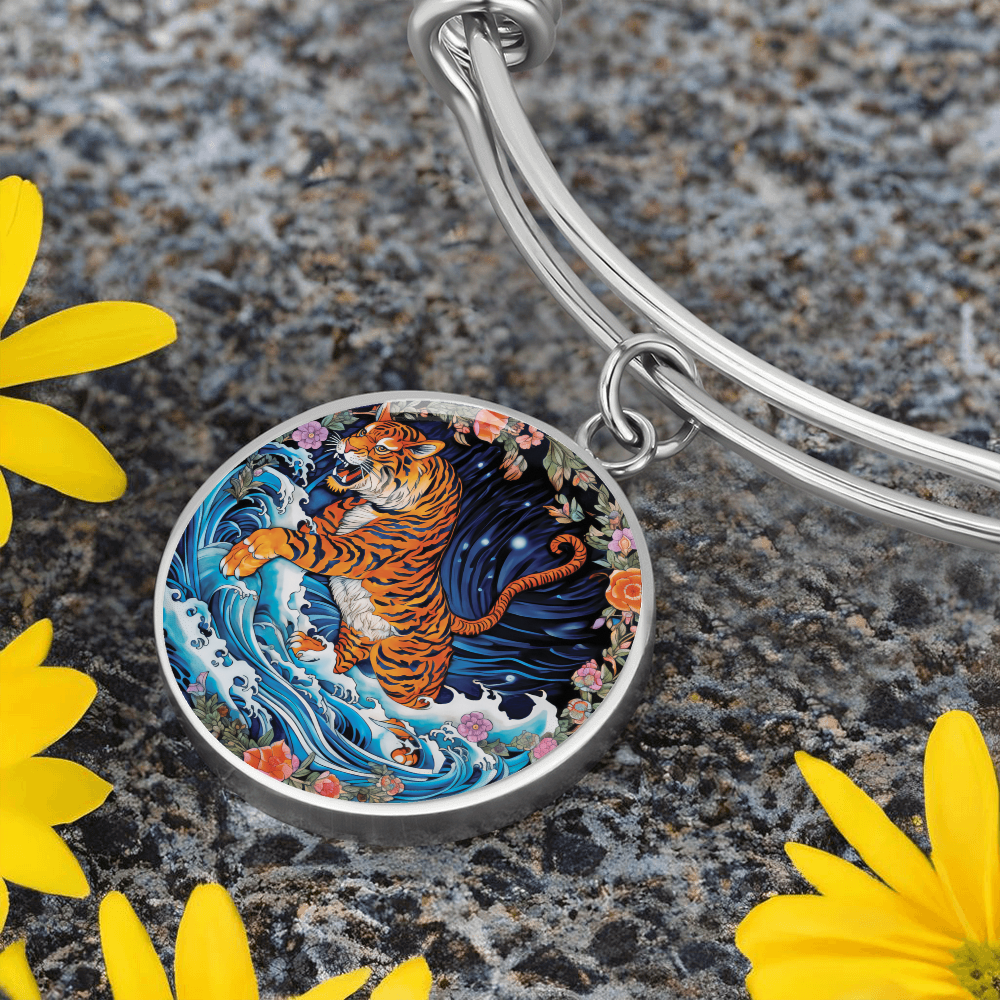 Year of the Tiger Bracelet - Chinese Zodiac Animal Pendant Jewelry