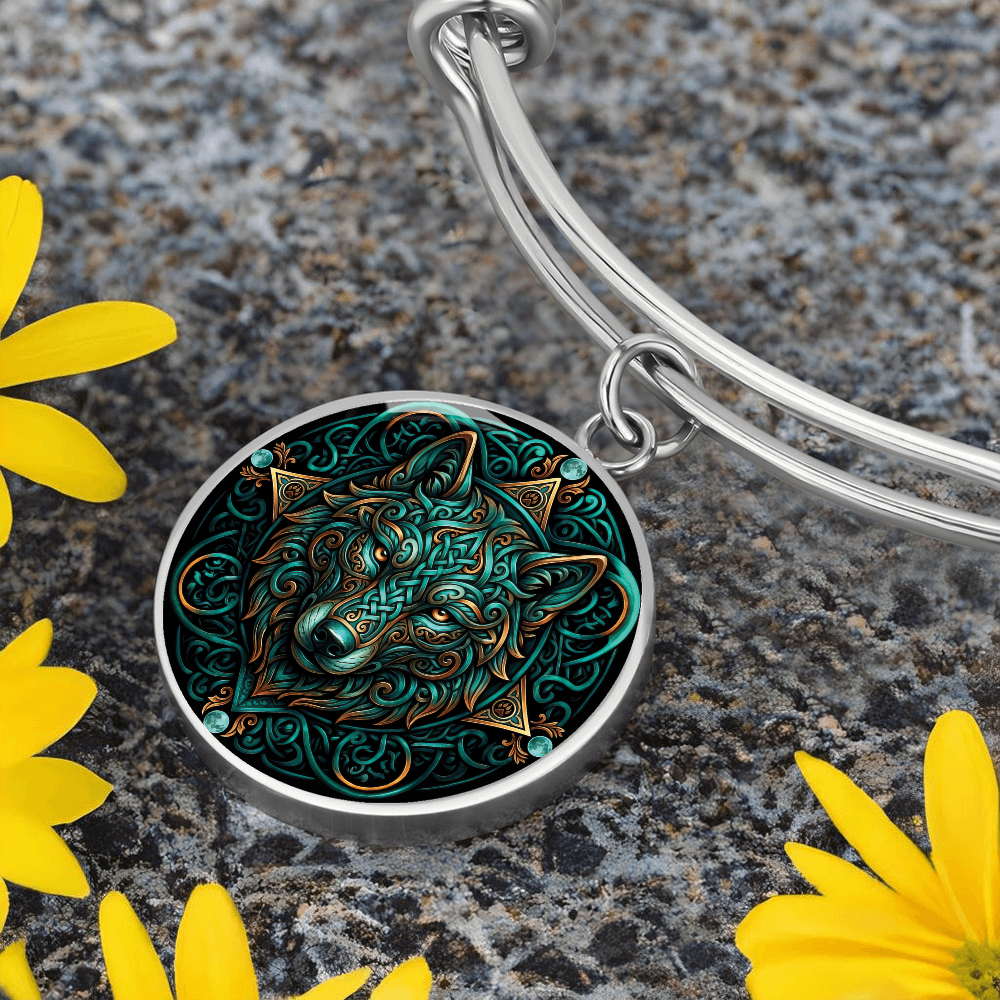 Celtic Wolf Bracelet - Symbolizing Guardianship and Protection