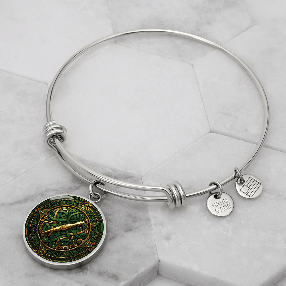 Celtic Compass Rose Bracelet - Green Celtic Pendant Jewelry