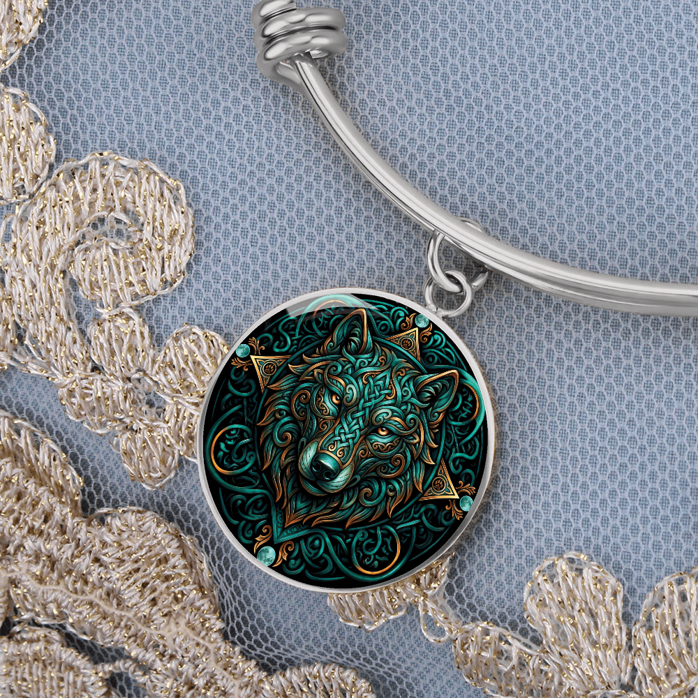 Celtic Wolf Bracelet - Symbolizing Guardianship and Protection