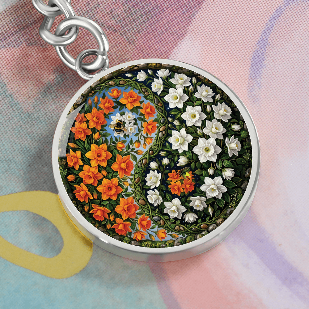 Daffodil Yin Yang Keychain - March Birth Month Flower Pendant Jewelry
