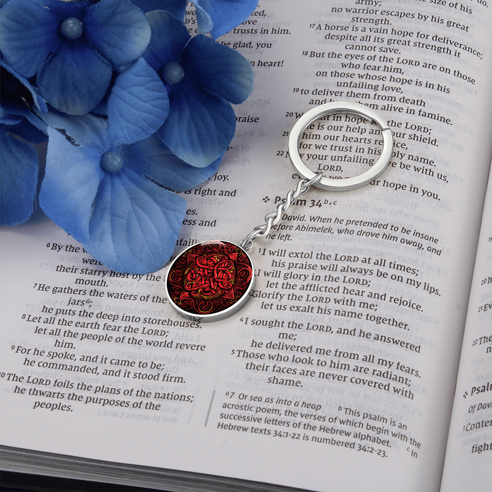 Red Celtic Knot Keychain - Romantic Pendant Jewelry