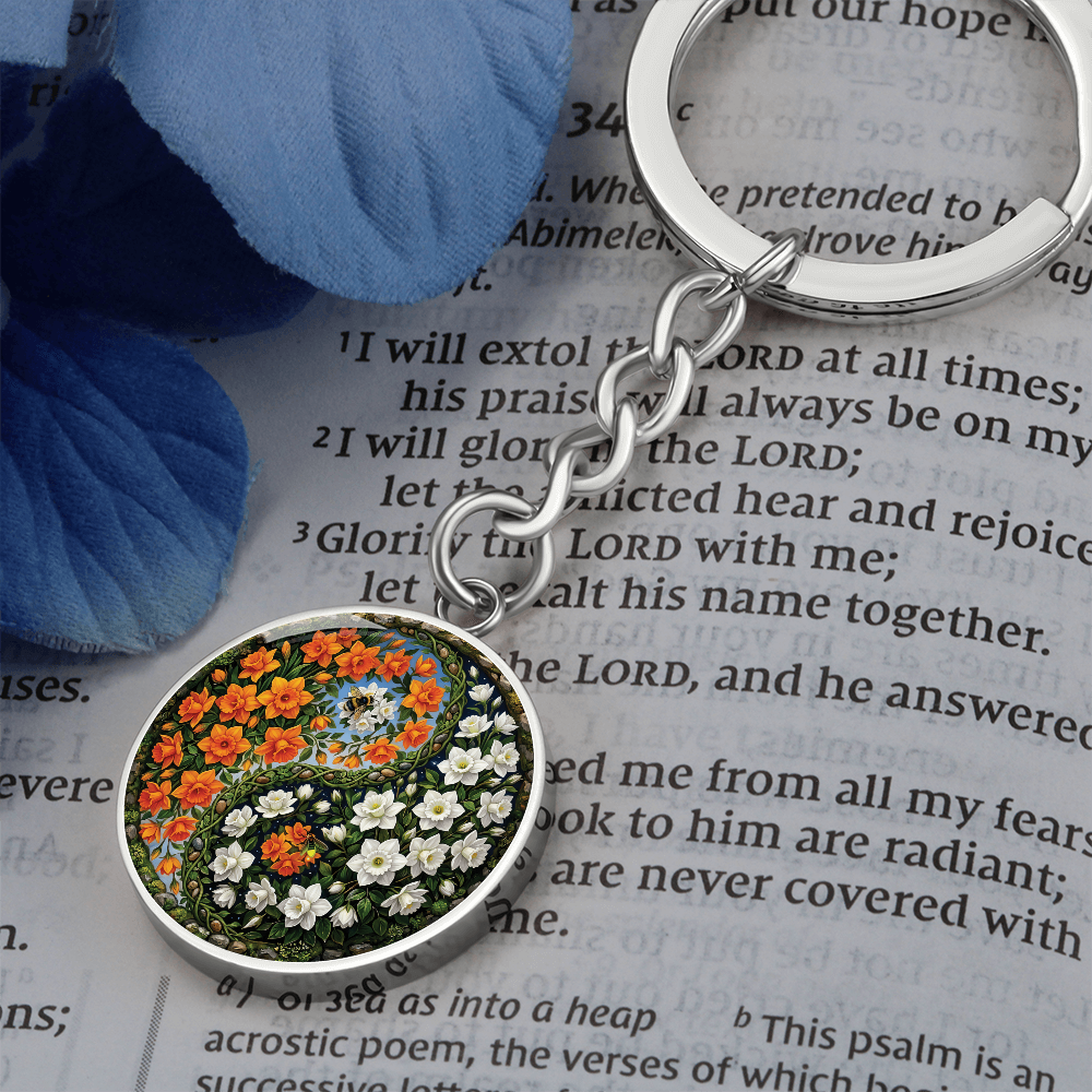 Daffodil Yin Yang Keychain - March Birth Month Flower Pendant Jewelry