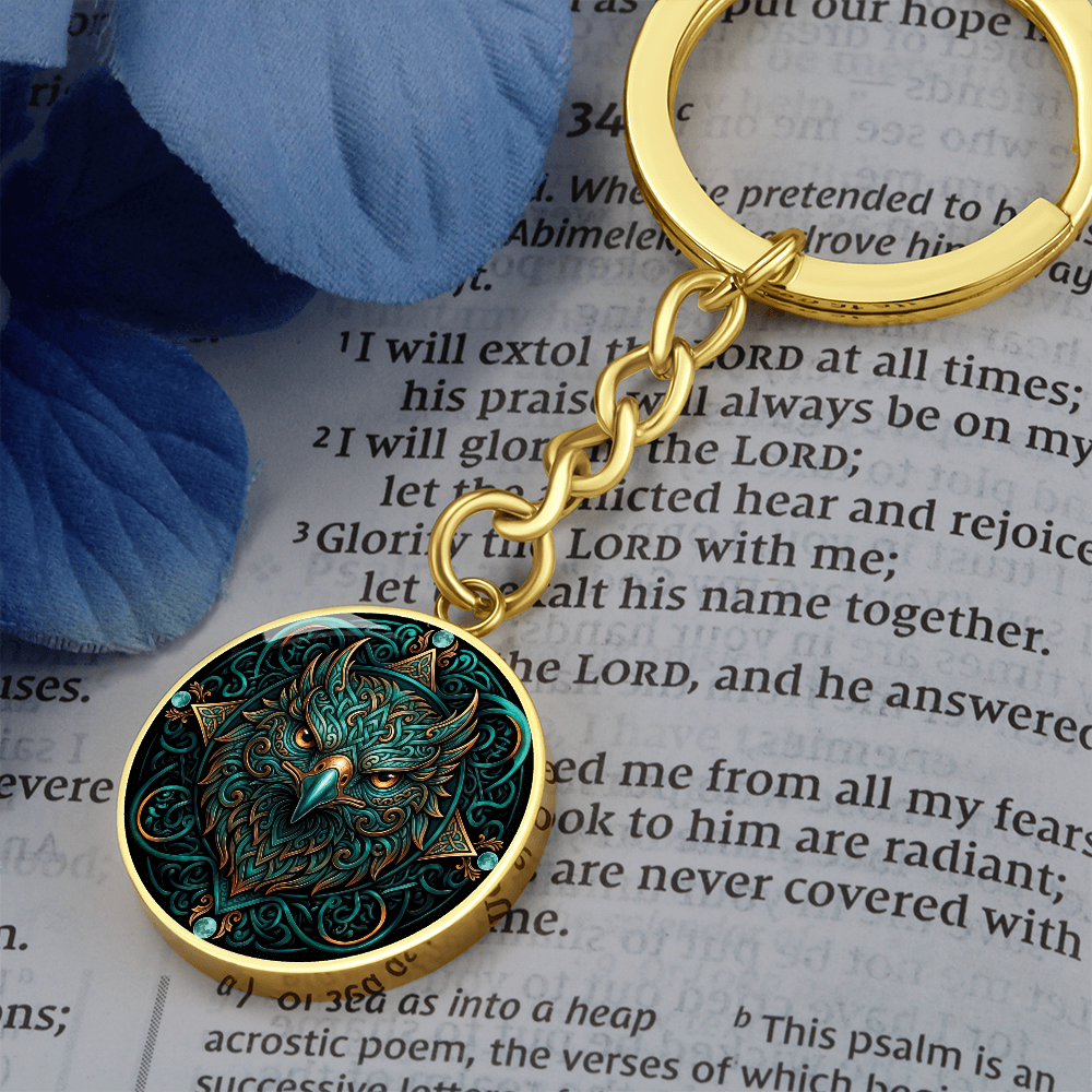 Celtic Hawk Keychain – Symbolizing Vision and Spiritual Guidance